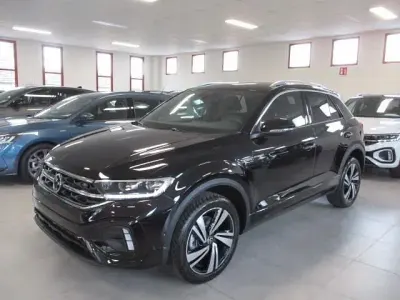 Nuova VW T-Roc R-line Plus 149 CV (109 kW) 2026 Nero SUV