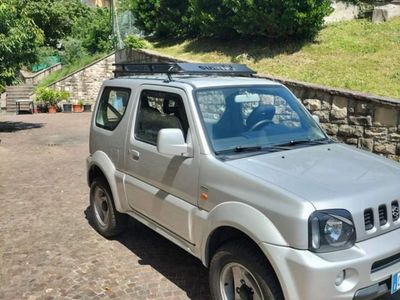 usata Suzuki Jimny permuto con galopper Pajero Terrano