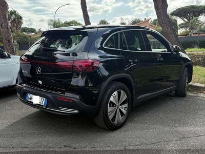 Mercedes EQA250+