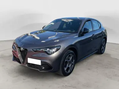 Usata Alfa Romeo Stelvio Sprint 210 CV (154 kW) 2023 Grigio SUV