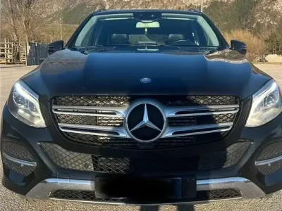 Usata Mercedes GLE250 Premium 204 CV (150 kW) 2016 Nero SUV