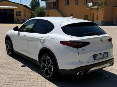 Usata Alfa Romeo Stelvio 210 CV (154 kW) 2019 Bianco SUV