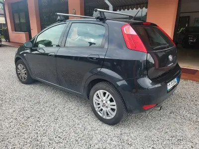 Usata Fiat Punto Street 69 CV (50 kW) 2017 Nero Utilitaria