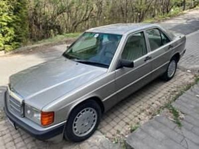 Usata Mercedes 190 132 CV (97 kW) 1990 Beige Berlina