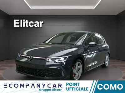 Usata VW Golf VIII GTI 245 CV (180 kW) 2024 Grigio urano Berlina