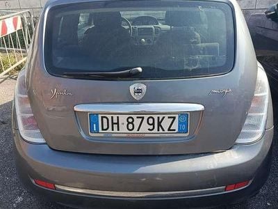 Usata Lancia Ypsilon 75 CV (55 kW) 2007 Grigio Utilitaria