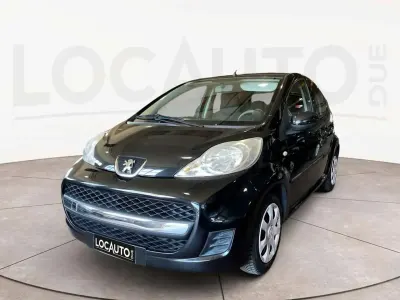 Usata Peugeot 107 Allure 68 CV (50 kW) 2009 Nero Utilitaria