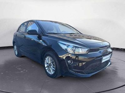 Usata Kia Rio Style 99 CV (72 kW) 2023 Nero Berlina