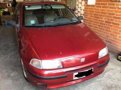 Usata Fiat Punto 75 CV (55 kW) 1995 Rosso Berlina