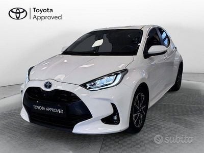 Usata Toyota Yaris Hybrid Trend 116 CV (85 kW) 2022 Bianco Berlina