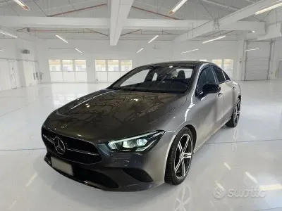 Usata Mercedes CLA180 136 CV (100 kW) 2022 Grigio Berlina