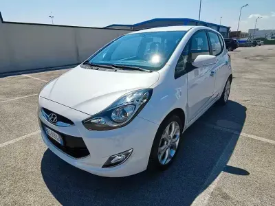 Usata Hyundai ix20 Style 125 CV (91 kW) 2011 Bianco Utilitaria