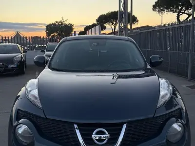 Usata Nissan Juke Tekna 110 CV (80 kW) 2011 Blu SUV