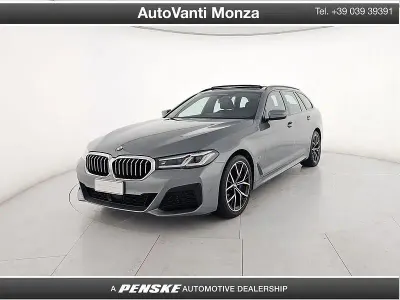 Usata BMW 540 M Sport 333 CV (244 kW) 2022 Grigio Station wagon
