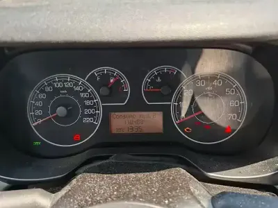 Usata Fiat Punto 75 CV (55 kW) 2011 Bianco Utilitaria