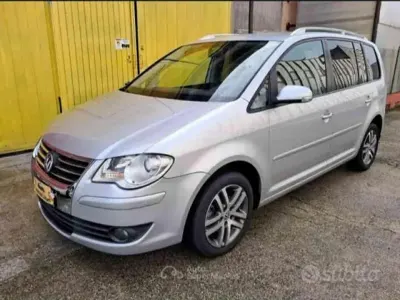 Usata VW Touran Highline 140 CV (102 kW) 2007 Grigio Monovolume