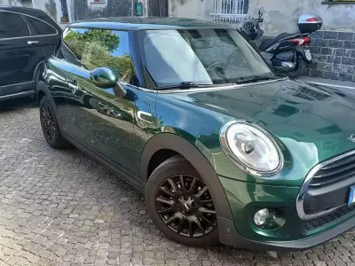 Usata Mini One D 95 CV (69 kW) 2017 Verde Utilitaria