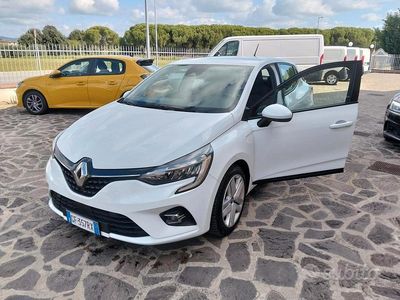 Usata Renault Clio V Business 101 CV (74 kW) 2021 Bianco Berlina