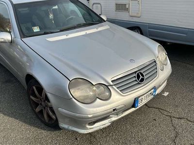 Mercedes C200