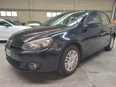 Usata VW Golf VI 105 CV (77 kW) 2010 Nero Utilitaria