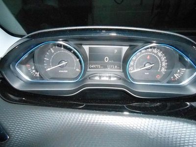 Gebraucht Peugeot 2008 Allure 120 PS (88 kW) 2019 SUV