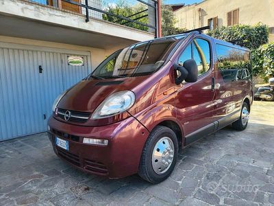 Usata Opel Vivaro 2004 Monovolume