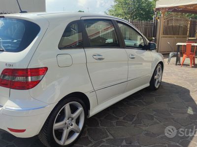 usata Mercedes B200 B 200 d Automatic Sport