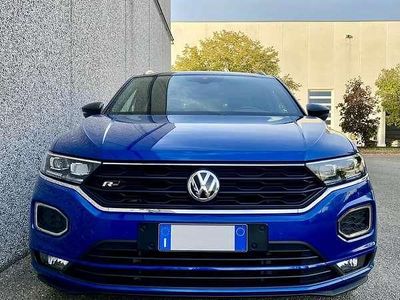 Usata VW T-Roc R-line 116 CV (85 kW) 2019 Blu/azzurro SUV