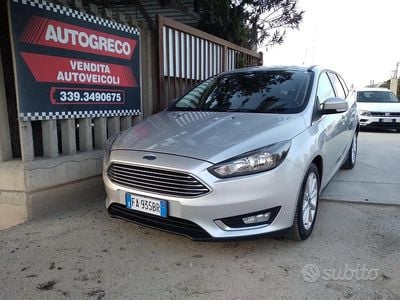 Usata Ford Focus Titanium 120 CV (88 kW) 2015 Grigio Station wagon