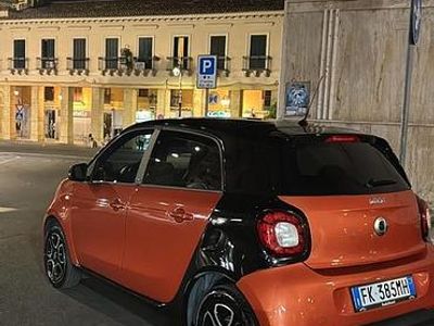Usata 2015 Smart ForFour Utilitaria | 9500 €