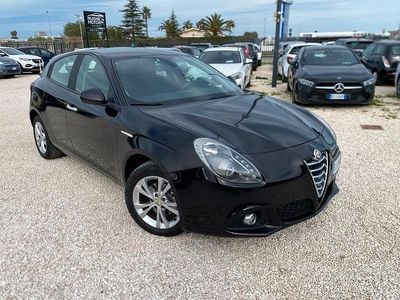 Usata Alfa Romeo Giulietta Exclusive 105 CV (77 kW) 2014 Nero Utilitaria