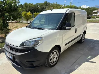 Usata Fiat Doblò 120 CV (88 kW) 2017 Monovolume