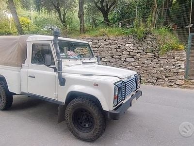Usado Land Rover Defender 122 CV (89 kW) 2006 Blanco SUV
