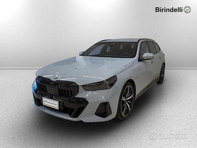 Usata BMW 520 Comfort Edition 197 CV (144 kW) 2024 Grigio Station wagon