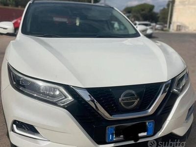 Usata Nissan Qashqai N-Connecta 110 CV (80 kW) 2018 Bianco SUV