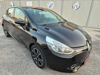 Usata Renault Clio IV 75 CV (55 kW) 2013 Nero Berlina