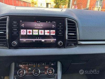 Usata Skoda Karoq Executive 116 CV (85 kW) 2020 Bianco SUV