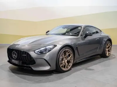 Usata Mercedes AMG GT 63 Premium Plus 585 CV (430 kW) 2025 Grigio montagna manufaktur Coupé