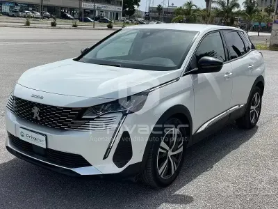 Usata Peugeot 3008 Allure 131 CV (96 kW) 2022 Bianco SUV