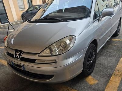 Usata Peugeot 807 128 CV (94 kW) 2003 Argento Monovolume