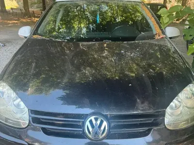 Usata VW Golf IV 105 CV (77 kW) 2006 Berlina