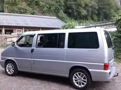 Usata VW Multivan 151 CV (111 kW) 2002 Grigio Monovolume