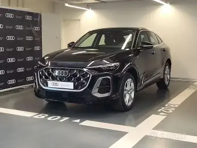 Nuova Audi Q5 Sportback S-Line 204 CV (150 kW) 2026 Nero SUV