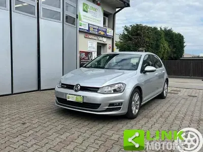 Second-hand VW Golf VII Comfortline 116 CP (85 kW) 2015 Gri Berlinǎ