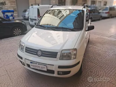 Usata Fiat Panda Dynamic 60 CV (44 kW) 2009 Bianco Utilitaria