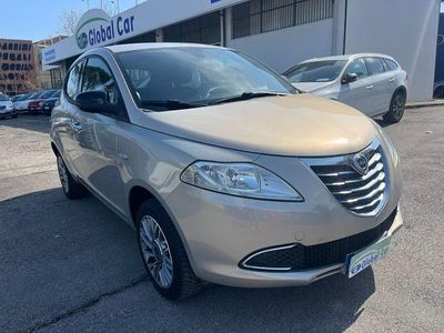 Usata Lancia Ypsilon Gold 85 CV (62 kW) 2013 Oro Utilitaria