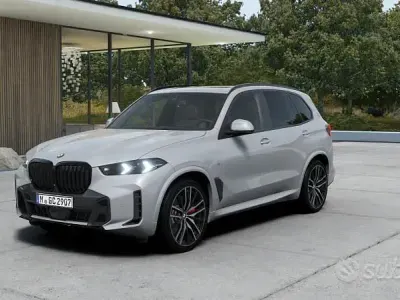 Nuova BMW X5 M Sport 298 CV (219 kW) 2026 Grigio SUV