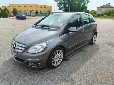 Usata Mercedes B200