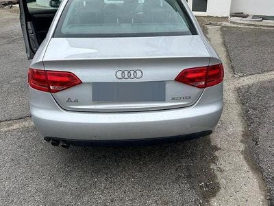 Begagnad Audi A4 143 HK (105 kW) 2009 Grå Sedan