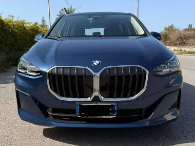 Usata BMW 218 Active Tourer 136 CV (100 kW) 2023 Blu/azzurro Monovolume